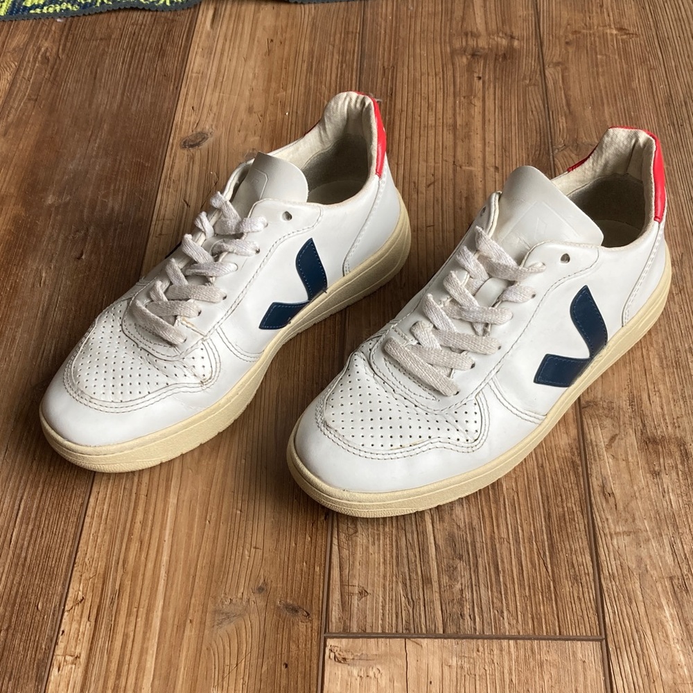 Veja White and Navy Women’s Sneakers with Red Accents